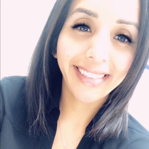 Meet your Posher, Lilly - Picture 1 of 1